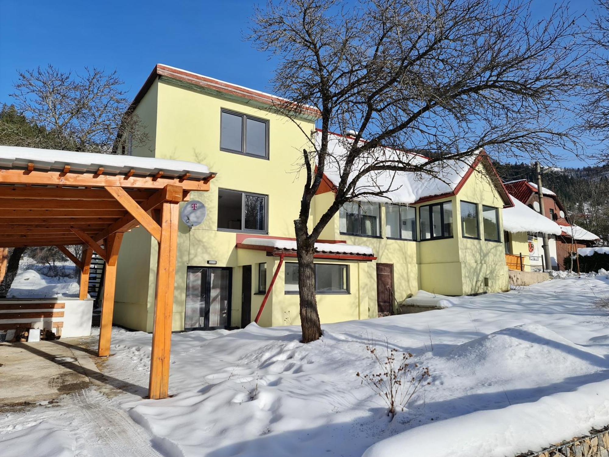 Cely Apartmanovy Dom Donovaly-Hanesy エクステリア 写真